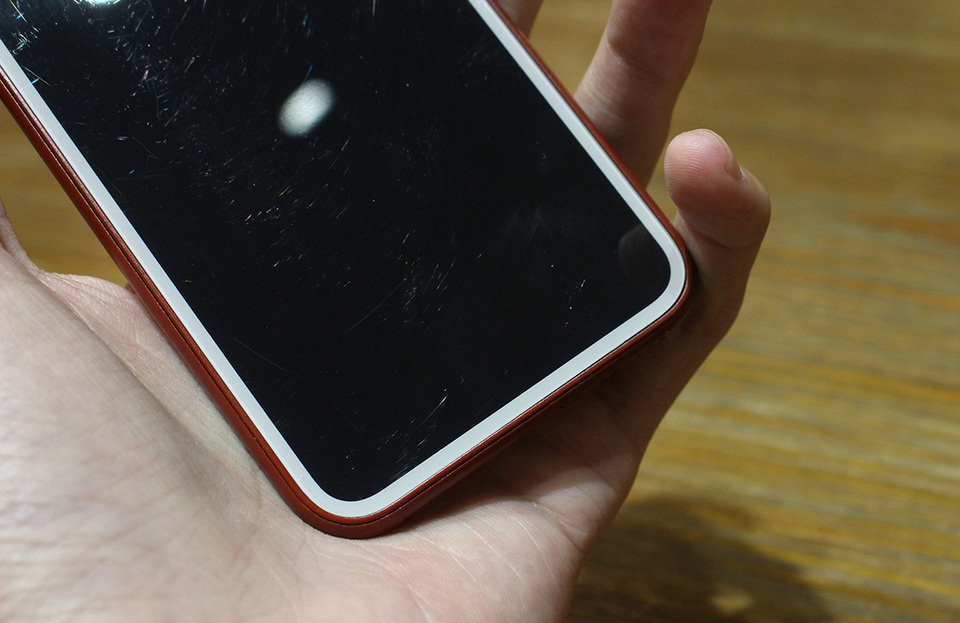 Phía dưới đã loại bỏ nút home.