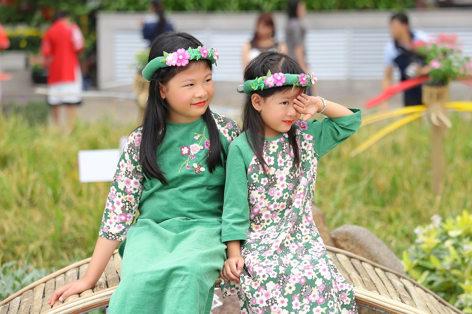 Những khoảnh khắc đẹp của Bình Minh bên gia đình ngày Xuân - 5 Những khoảnh khắc đẹp của Bình Minh bên gia đình ngày Xuân - 5