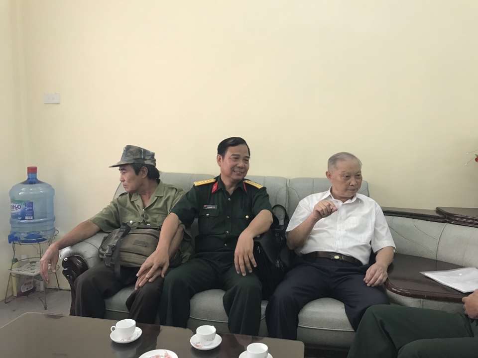 13 năm đi làm chế độ của người cựu chiến binh: Kết thúc có hậu và sự vô cảm! - 1
Ông Lưu Tiền Tiến (ảnh bìa trái) cùng 2 người đồng đội