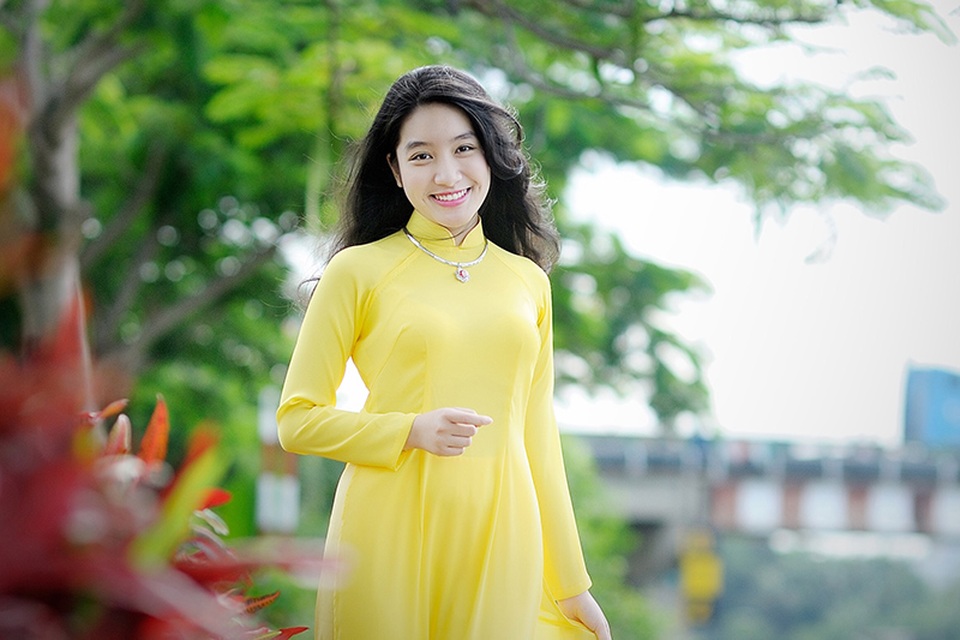 Nữ "đại sứ hòa bình” xinh xắn giành học bổng toàn phần ĐH Mỹ, Úc - 1 Nguyễn Ngọc Bảo Châu - nữ sinh có nhiều thành tích đáng nể.