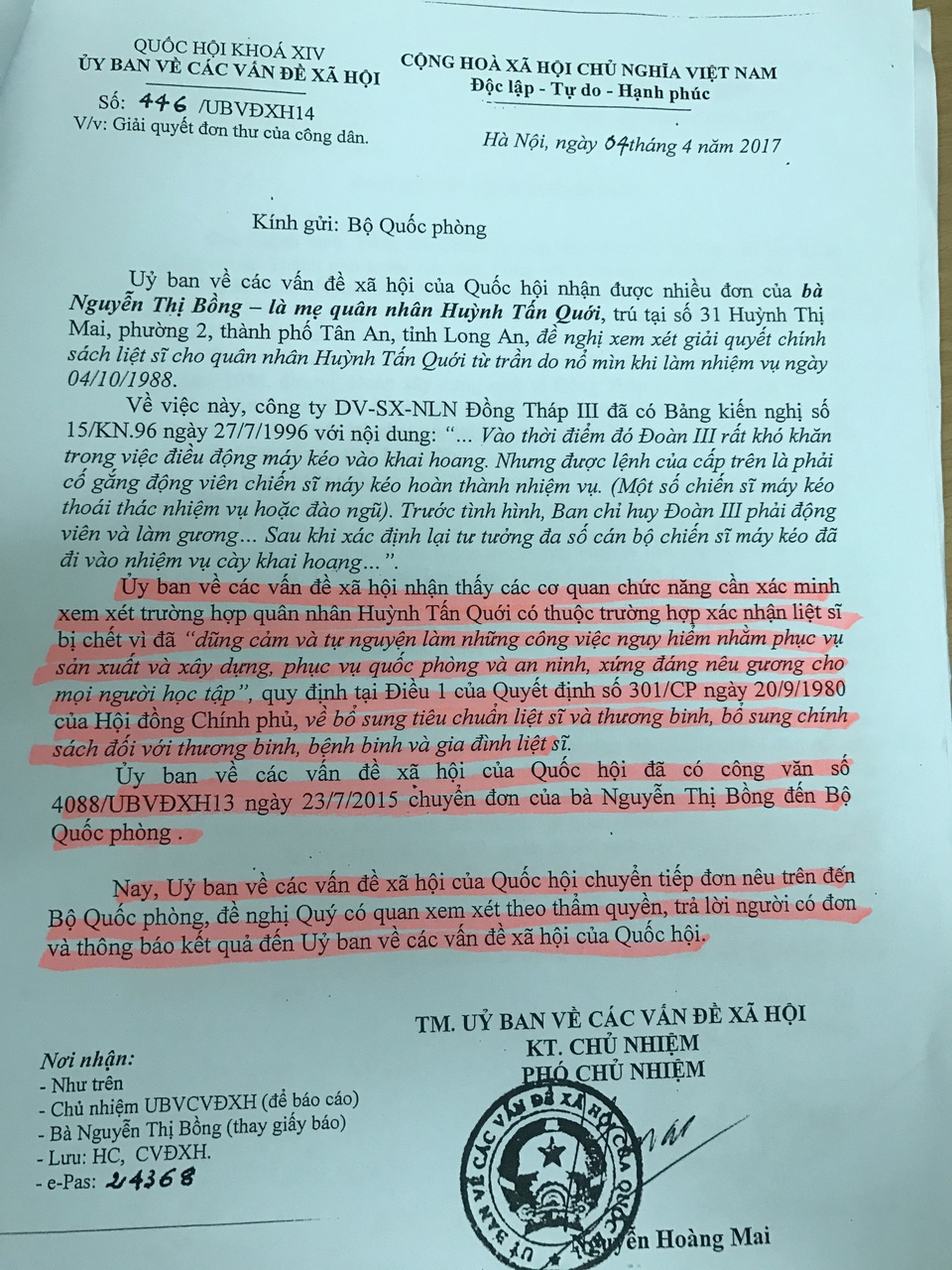 
Công văn của Ủy ban các vấn đề xã hội gửi Bộ Quốc phòng yêu cầu xác minh trường hợp quân nhân Huỳnh Tấn Quới.
