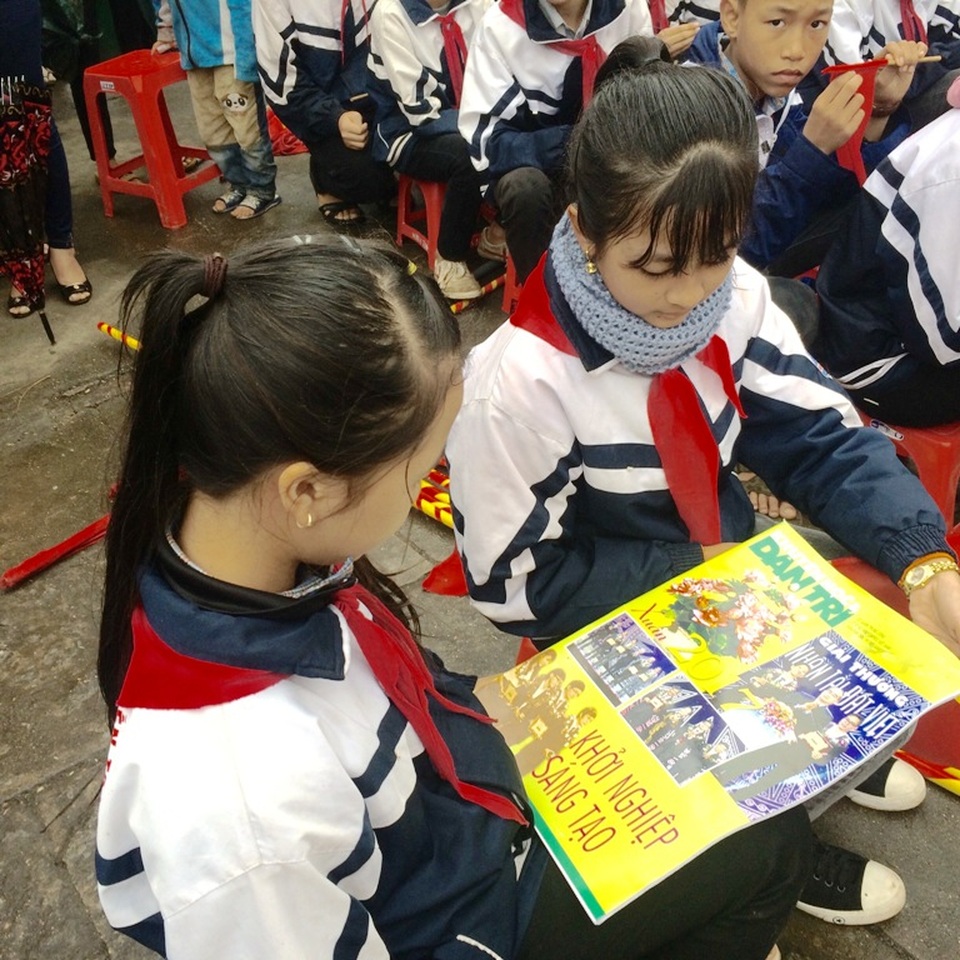 Đội mưa, háo hức khai Hội Báo xuân Đinh Dậu - 7 Đội mưa, háo hức khai Hội Báo xuân Đinh Dậu - 7