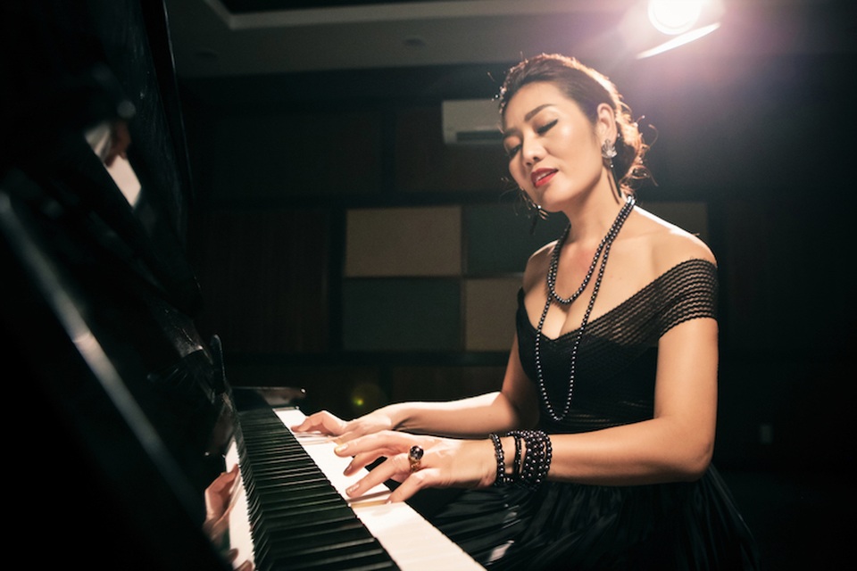 Minh Thu hát những nhạc phẩm chưa từng xuất hiện của Phú Quang - 1
Minh Thu hát những nhạc phẩm chưa từng xuất hiện của Phú Quang.
