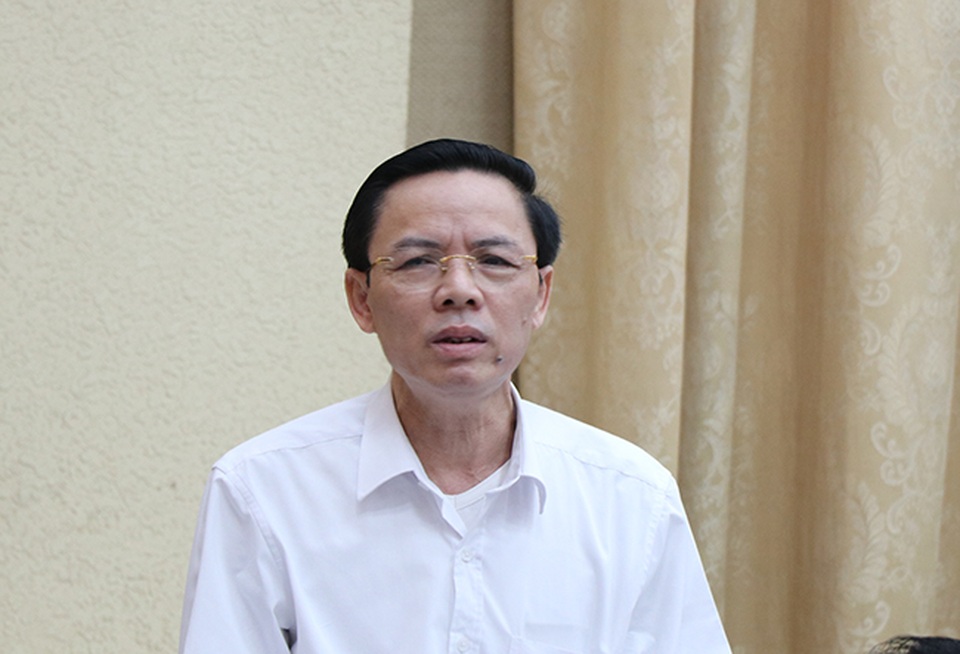 Ông Nguyễn Huy Việt đề cập đến những bất cập trong việc di dời cơ sở công nghiệp trong nội đô xây dựng nhà cao tầng