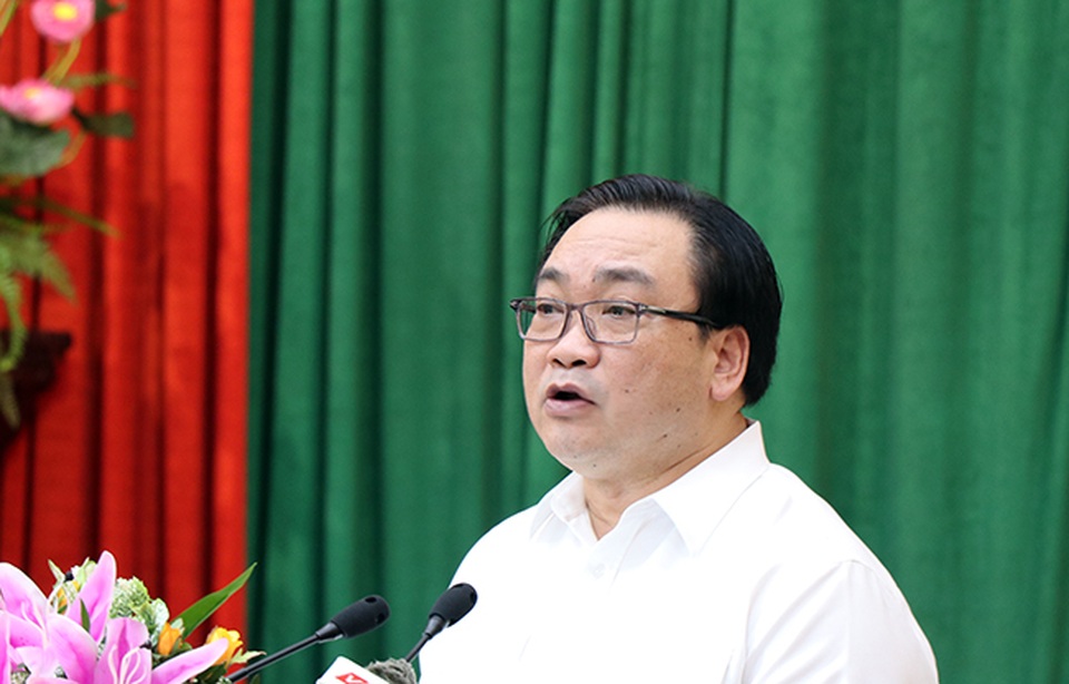 Bí thư Thành ủy Hà Nội Hoàng Trung Hải phát biểu chỉ đạo tại hội nghị