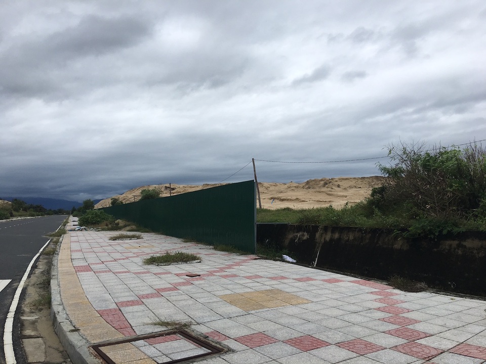 Thị trường bất động sản: Phân khúc cao cấp sẽ... thổi giá trong năm "Con Gà Vàng" - 1 Bất động sản nghỉ dưỡng đang lên cơn sốt tại Nha Trang