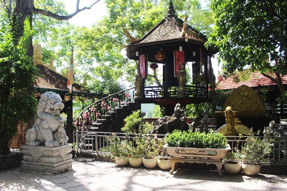 Ngôi chùa mang kiến trúc độc đáo ở phía Tây Nha Trang - 3 Ngôi chùa mang kiến trúc độc đáo ở phía Tây Nha Trang - 3