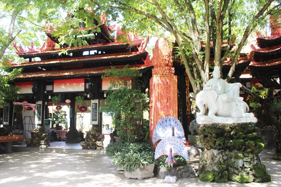 Ngôi chùa mang kiến trúc độc đáo ở phía Tây Nha Trang - 4 Ngôi chùa mang kiến trúc độc đáo ở phía Tây Nha Trang - 4