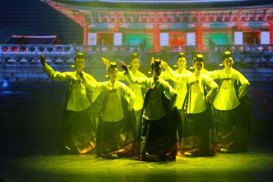 Khai mạc liên hoan Múa quốc tế 2017 - 15