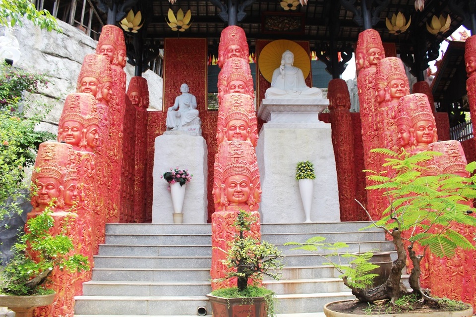Ngôi chùa mang kiến trúc độc đáo ở phía Tây Nha Trang - 14 Ngôi chùa mang kiến trúc độc đáo ở phía Tây Nha Trang - 14