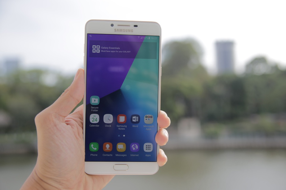 Loạt smartphone mới sắp lên kệ trong tháng 4 tại Việt Nam - 3