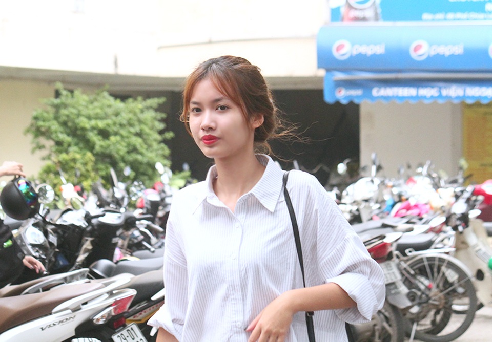 Trường đại học hội tụ toàn những nữ sinh xinh đẹp ở Hà Nội - 12 Trường đại học hội tụ toàn những nữ sinh xinh đẹp ở Hà Nội - 12