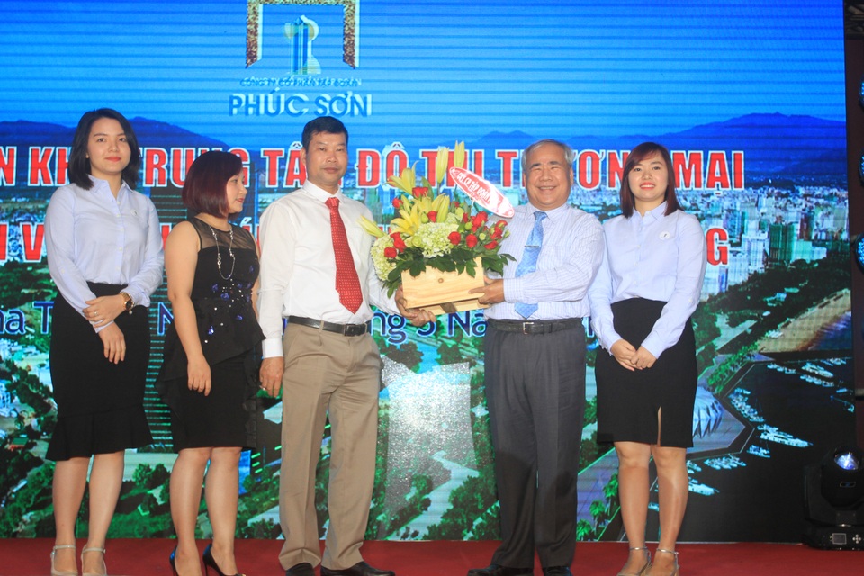 Công ty Cổ phần Tập đoàn Phúc Sơn: Tăng tốc đầu tư vào sân bay Nha Trang - 4