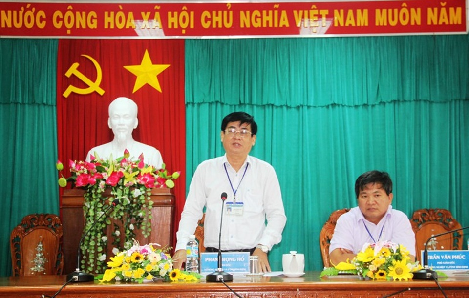 Bình Định: 19 chủ tàu vỏ thép hư hỏng yêu cầu đền bù gần 37 tỷ đồng - 1 Sở NN&PTNT tỉnh Bình Định tổ chức họp với các chủ tàu và 2 công ty đóng tàu để thống nhất việc đền bù, hỗ trợ các khoản chi phí trong thời gian tàu hư hỏng nằm bờ sửa chữa.