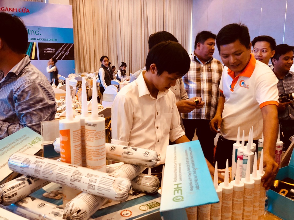 Aseanwindow chính thức phân phối phụ kiện cửa 3H và keo silicone Baiyun - 4 Aseanwindow chính thức phân phối phụ kiện cửa 3H và keo silicone Baiyun - 4