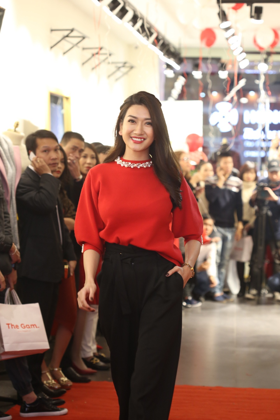 The Gam luôn cập nhật và mang đến cho các bạn những item thời trang mới nhất trên toàn thế giới.