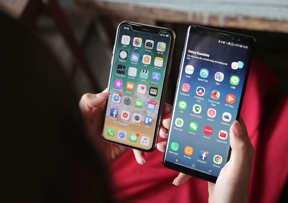 Galaxy Note 8 so kè iPhone X - kẻ tám lạng người nửa cân - 2 Galaxy Note 8 so kè iPhone X - kẻ tám lạng người nửa cân - 2