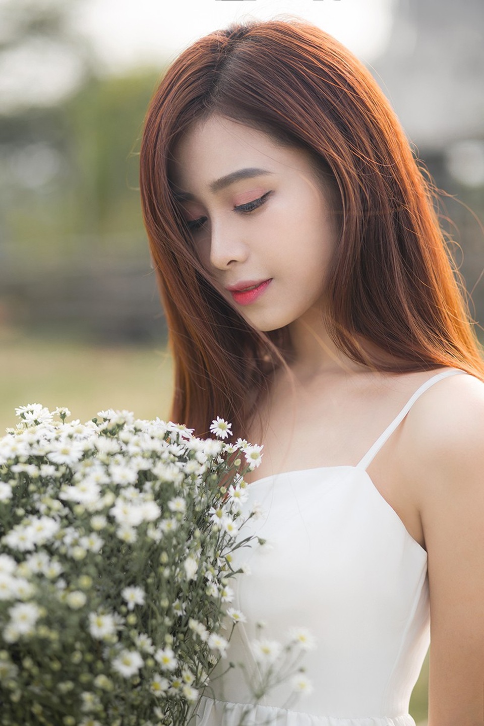 Thiếu nữ tuổi 19 dịu dàng với cúc họa mi - 10 Thiếu nữ tuổi 19 dịu dàng với cúc họa mi - 10
