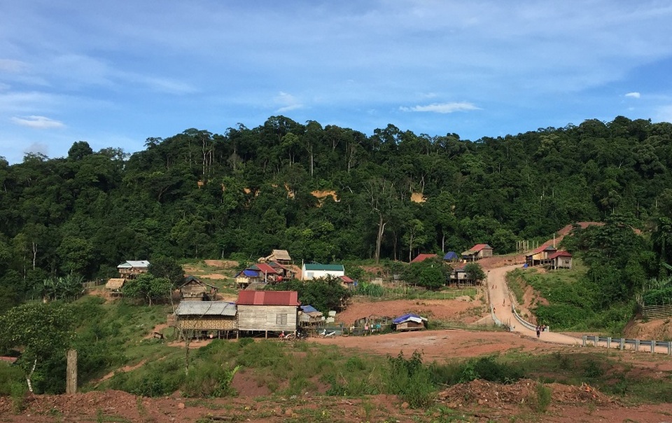 Dự án điện năng lượng mặt trời cho các bản làng vùng cao dự kiến sẽ hoàn thành và tiến hành nghiệm thu vào tháng 12/2017