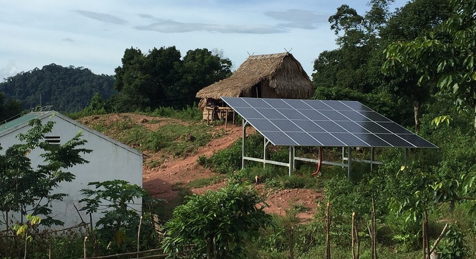 Hệ thống điện năng lượng mặt trời tại xã Thượng Trạch, huyện Bố Trạch