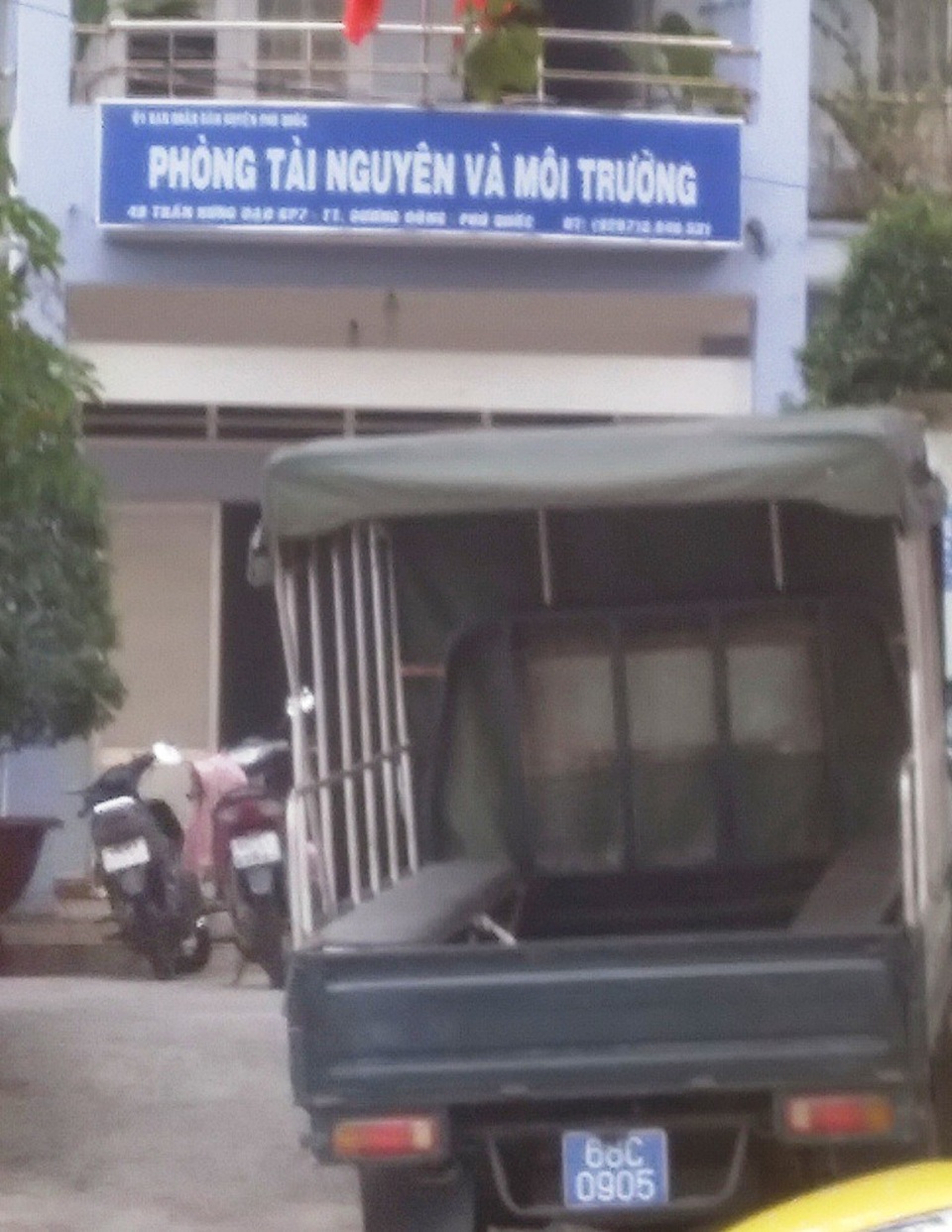 Ông Trần Văn Sơn – cán phụ trách bồi thường, giải phóng mặt bằng của Phòng TN –MT huyện Phú Quốc bị khởi tố về hành vi lợi dụng chức vụ quyền hạn trong thi hành công vụ