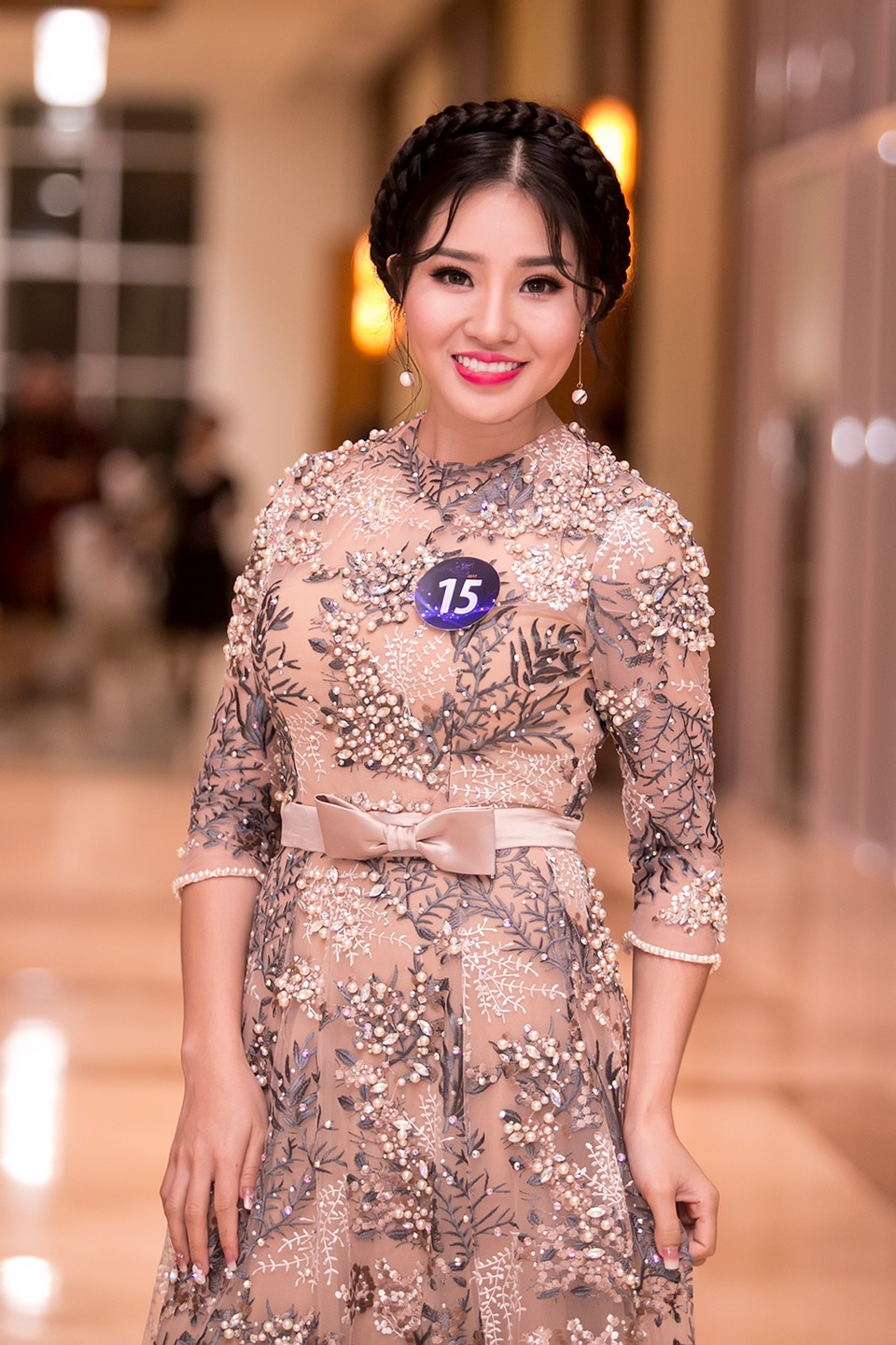 Người đẹp dân tộc Thái được đặc cách vào Đại học sau khi giành giải 3 Sao Mai 2017 - 5 Nhan sắc xinh đẹp của cô gái 9x người dân tộc Thái.