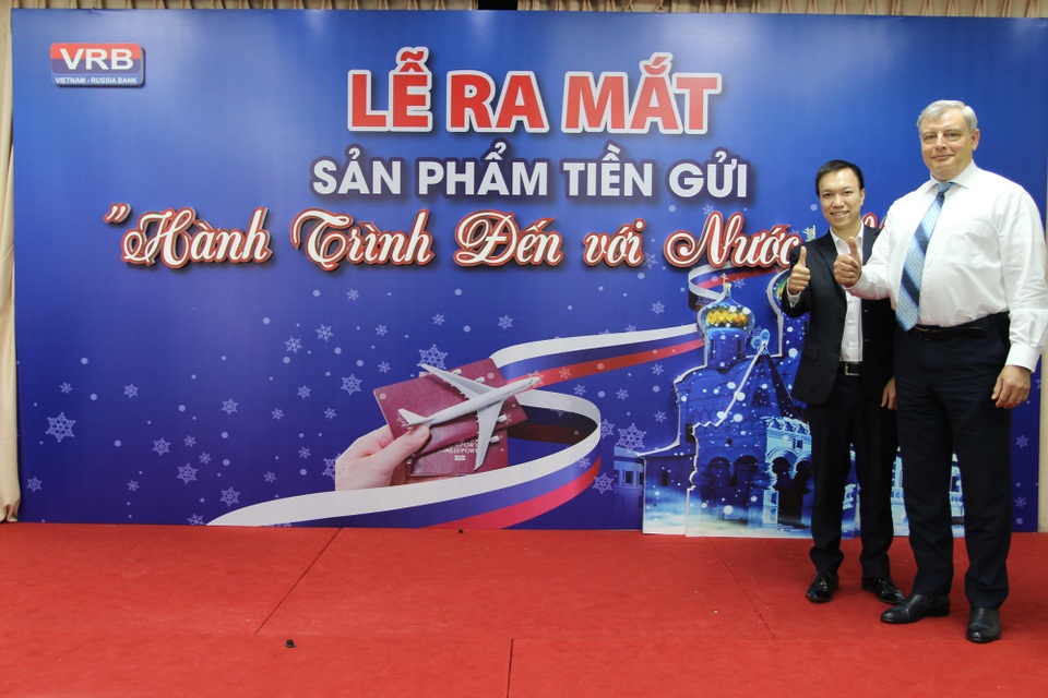 Ngân hàng Liên doanh Việt-Nga: Bung sản phẩm, đón thành công - 1 Ngân hàng Liên doanh Việt-Nga: Bung sản phẩm, đón thành công - 1