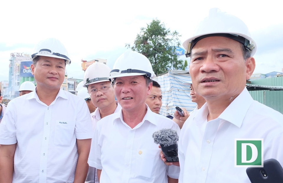 Tân bí thư Đà Nẵng thị sát các công trình phục vụ APEC - 3 Tân Bí thư Đà Nẵng bày tỏ lo ngại về tiến độ thi công hầm chui nút giao thông Điện Biên Phủ - Nguyễn Tri Phương