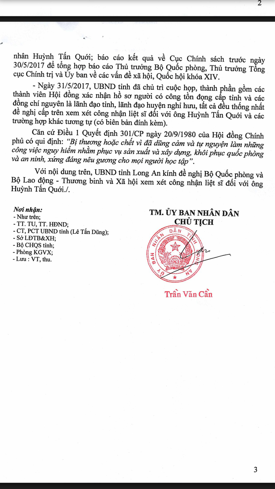 Người mẹ già 29 năm đi làm chế độ liệt sĩ cho con trai: Vẫn mòn mỏi chờ đợi! - 4
Buổi họp do UBND tỉnh Long An chủ trì gồm các thành viên Hội đồng xác nhận hồ sơ người có công tồn đọng cấp tỉnh đã thống nhất đề nghị xem xét công nhận liệt sĩ đối với quân nhân Huỳnh Tấn Quới.