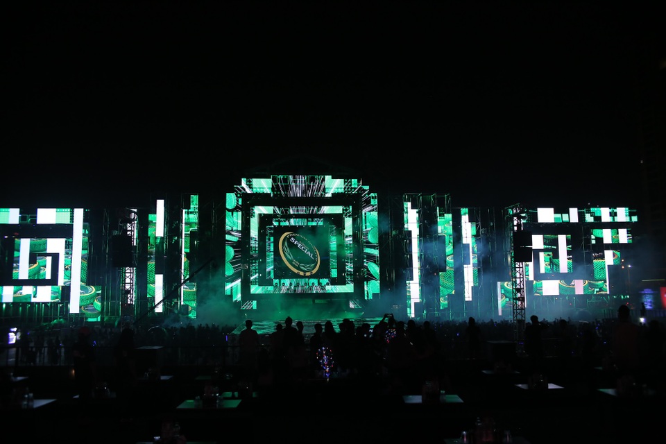 Tại sao nhiều thương hiệu lớn đầu tư vào sự kiện âm nhạc EDM? - 2 Tại sao nhiều thương hiệu lớn đầu tư vào sự kiện âm nhạc EDM? - 2