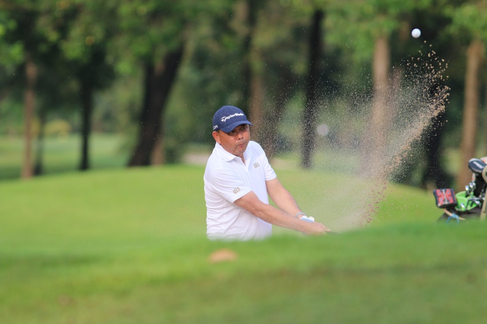 Sôi động giải "Saigon Gold Golf Tournament 2017" - 5
Phút thăng hoa của một gôn thủ