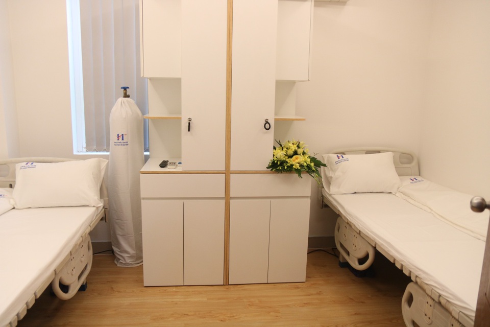 Bệnh viện đa khoa Hòe Nhai hợp tác toàn diện với Thẩm mỹ viện Hoàng Tuấn - 1
Phòng điều trị nội trú – Khoa phẫu thuật thẩm mỹ