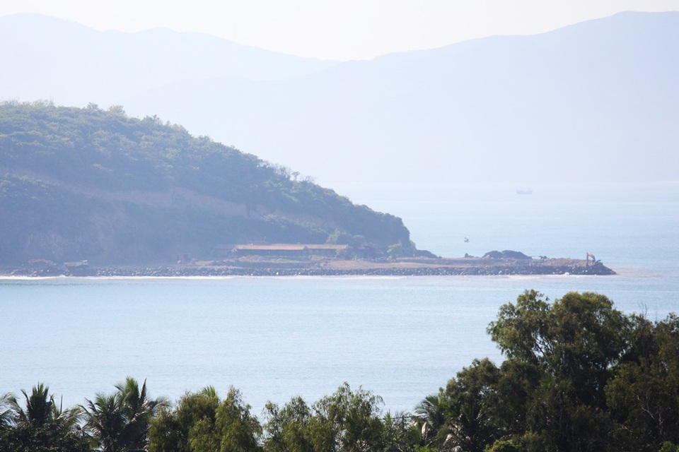 
Chủ đầu tư dự án trên đảo Hòn Rùa được xác định đã lấn Danh thắng quốc gia Vịnh Nha Trang hơn 12.800 m2
