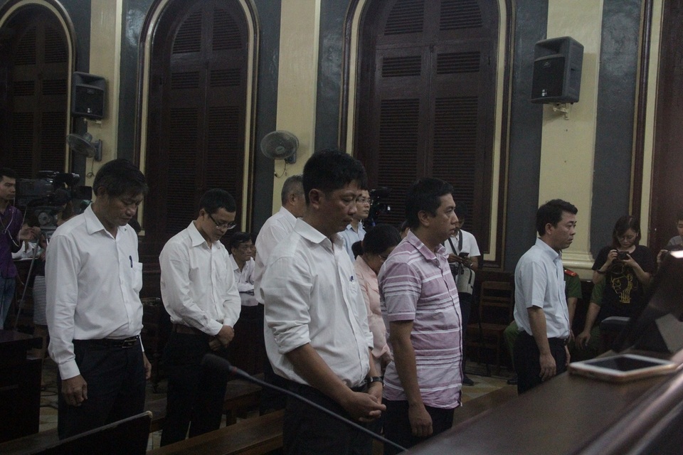 Các bị cáo tại phiên tòa sơ thẩm.