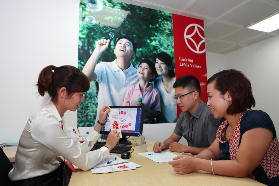 SeABank ưu đãi lãi suất gửi VND cho doanh nghiệp - 1
Với mong muốn đồng hành lâu dài cùng doanh nghiệp, từ tháng 11/2017, Ngân hàng TMCP Đông Nam Á (SeABank) triển khai chương trình ưu đãi lãi suất tiền gửi VND dành cho các khách hàng tổ chức trên toàn quốc.