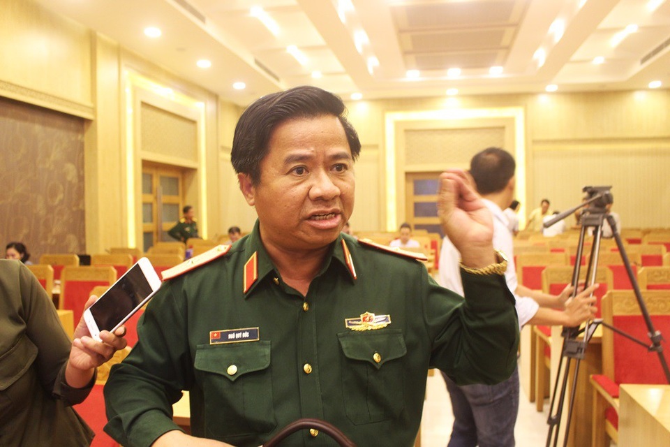 TPHCM lần đầu tổ chức sơ tán dân vùng ven biển để tránh bão - 6 Thiếu tướng Ngô Qúy Đức, Phó Tư lệnh Tham mưu trưởng Quân khu V, cho biết lượng vũ trang quân khu sẵn sàng giúp dân khi bão số 12 đổ bộ