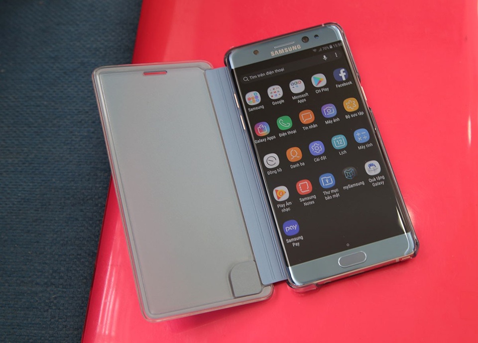 Mở hộp Galaxy Note FE chính hãng: Có gì khác với Galaxy Note7? - 4 Giúp bảo vệ thiết bị và hiển thị nội dung ngay trên màn hình khóa.