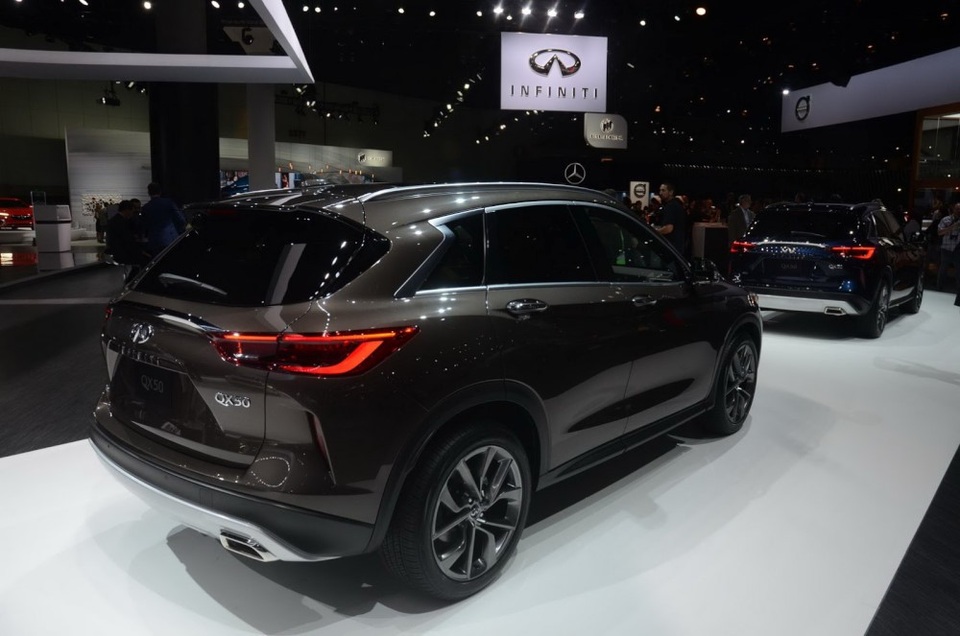 Điều gì khiến Infiniti QX50 thế hệ mới được đặc biệt quan tâm? - 7 Điều gì khiến Infiniti QX50 thế hệ mới được đặc biệt quan tâm? - 7