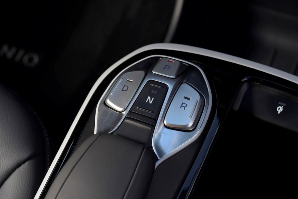 Hyundai Ioniq - Đối thủ tiềm năng của Toyota Prius - 9 Hyundai Ioniq - Đối thủ tiềm năng của Toyota Prius - 9