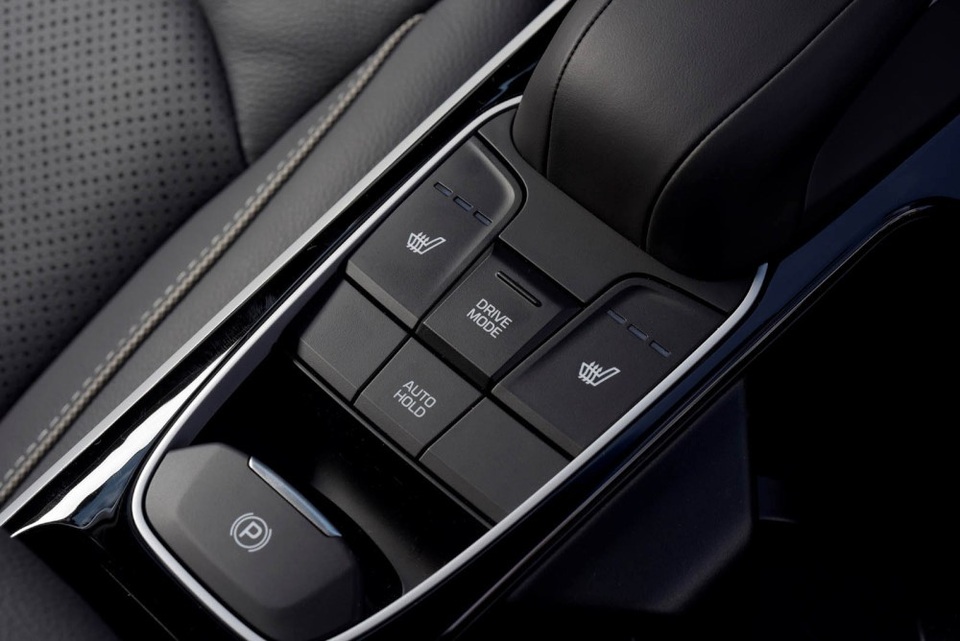Hyundai Ioniq - Đối thủ tiềm năng của Toyota Prius - 8 Hyundai Ioniq - Đối thủ tiềm năng của Toyota Prius - 8