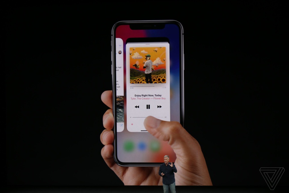 iPhone X ra mắt, đánh dấu 1 thập kỷ điện thoại Apple - 32