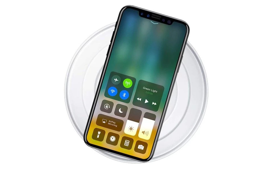 Điểm qua 8 tính năng mới theo tin đồn của iPhone 8 - 4
Sạc không dây vẫn là tính năng đang rất được chờ đợi trên iPhone 8.