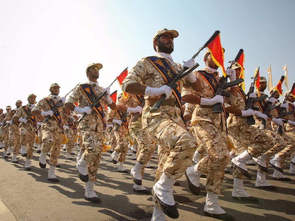 US News nhận định Iran từ lâu đã quan tâm tới việc đạt được vị thế quyền lực toàn cầu do vị trí chiến lược của nước này ở khu vực Trung Đông cũng như nguồn cung dầu mỏ dồi dào và các nguồn tài nguyên thiên nhiên khác. Iran hiện đang sở hữu 9% trữ lượng dầu mỏ toàn thế giới. (Ảnh: Reuters)