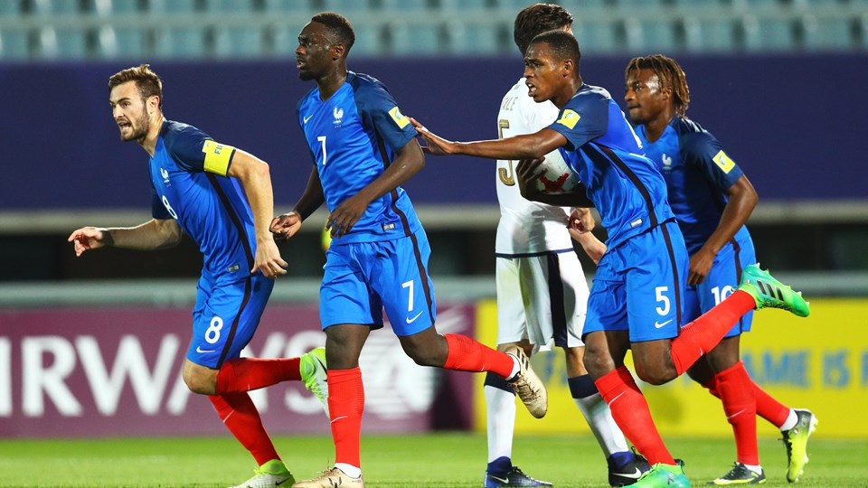 Gục ngã trước Italia, U20 Pháp bị loại ở World Cup U20 - 2
Bàn gỡ của Agustin không thể giúp U20 Pháp lật ngược được thế cờ