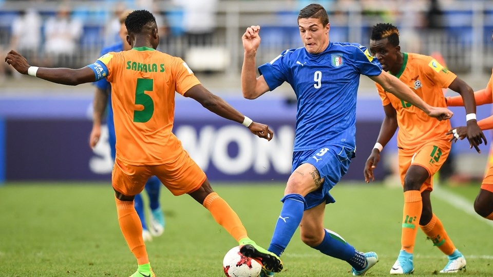 Đá thiếu người, U20 Italia ngược dòng không tưởng trước U20 Zambia - 2
U20 Italia vẫn chơi ấn tượng dù thiếu người từ hiệp 1
