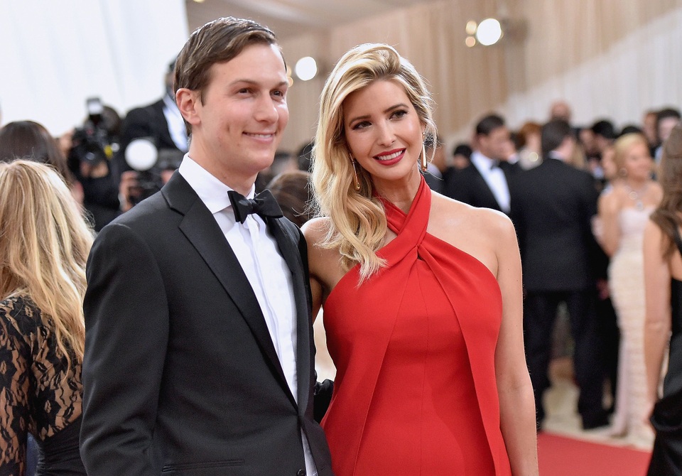 Cặp đôi quyền lực mới ở Nhà Trắng - 1
Ivanka và người chồng Kushner giờ đây đều là cố vấn cho Tổng thống Trump tại Nhà Trắng (Ảnh: Getty)