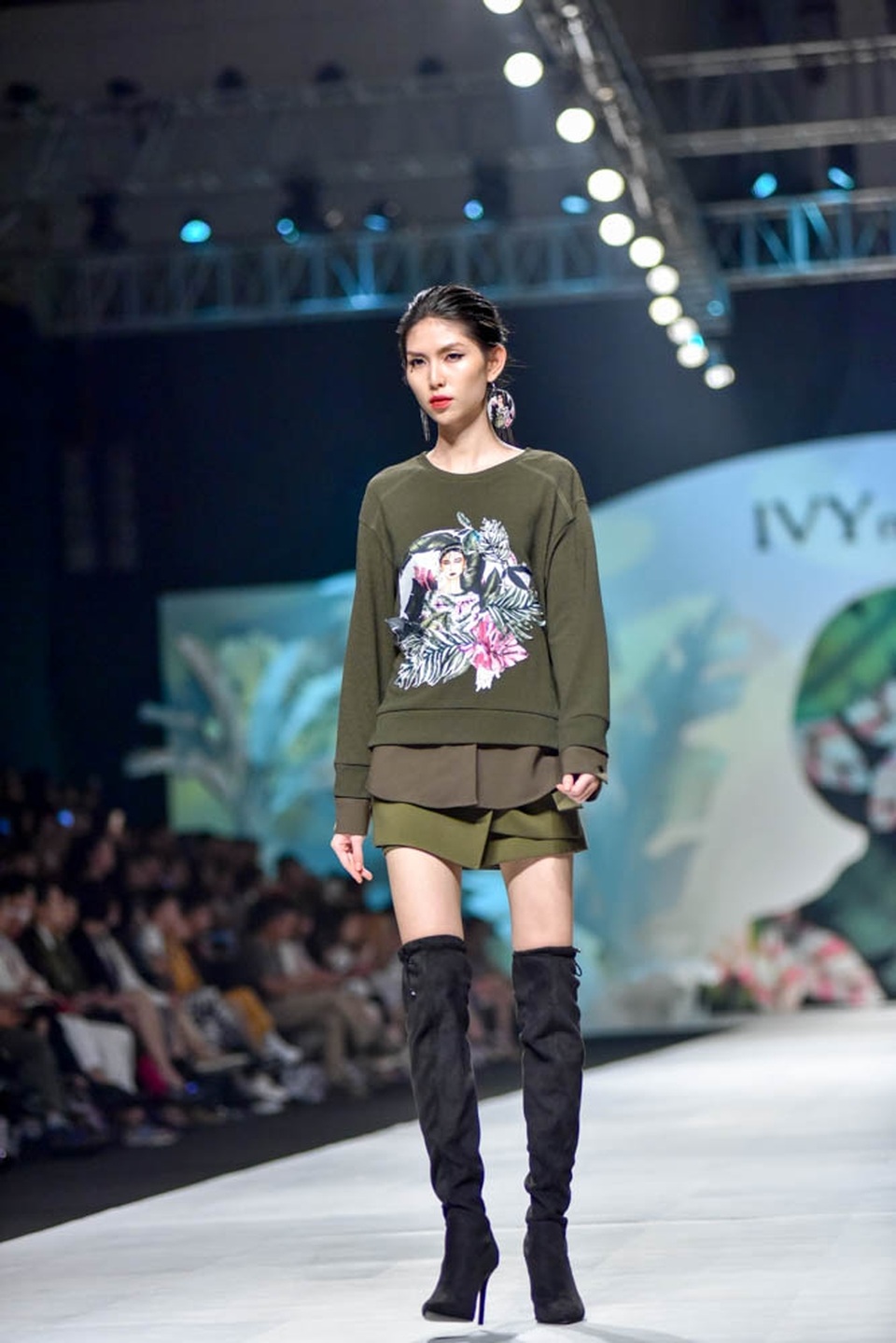 Kate Moss Việt Thùy Dương - Á quân Vietnams Next Top Models 2017.