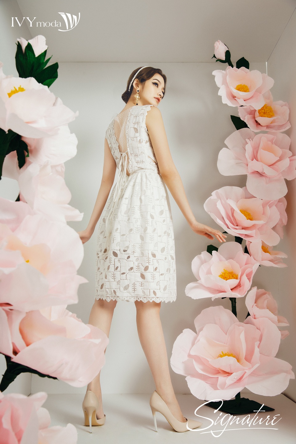 “Chạm vào cái đẹp là chạm vào cuộc sống và sự tự do” - 1 “Chạm vào cái đẹp là chạm vào cuộc sống và sự tự do” - 1