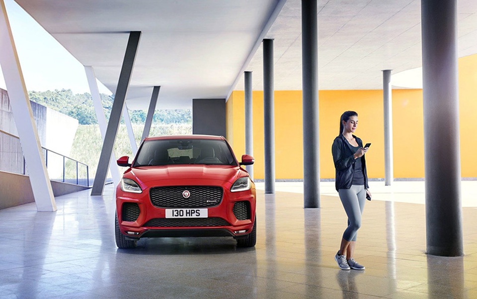 Jaguar ngày càng dấn sâu vào cuộc chơi SUV - 8 Jaguar ngày càng dấn sâu vào cuộc chơi SUV - 8