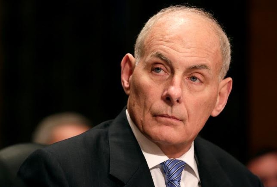 Bộ trưởng Mỹ hối tiếc vì vội vã thực thi lệnh cấm nhập cảnh của ông Trump - 1
Bộ trưởng An ninh nội địa Mỹ John Kelly trong phiên điều trần 7/2 (Ảnh: Reuters)